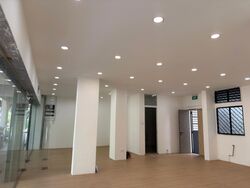 Geylang East Avenue 2 (D14), Shop House #451567301